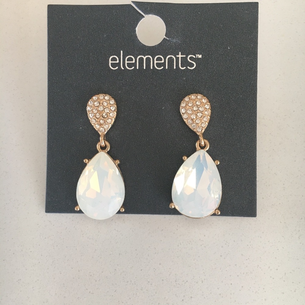 Elements delicate droplet dangle earrings